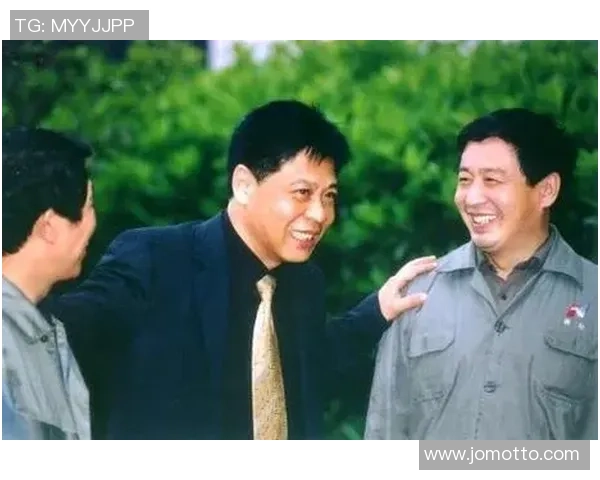 上海足球队的崛起之路挑战赛背后的奋斗与荣耀故事