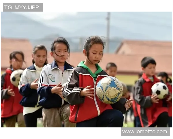 老头热爱足球的奇妙旅程与人生启示