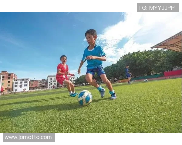 ICN足球:探索足球的魅力与激情,感受运动带来的无限乐趣与团结精神 ICN足球:探索足球的魅力与激情,感受运动带来的无限乐趣与团结精神